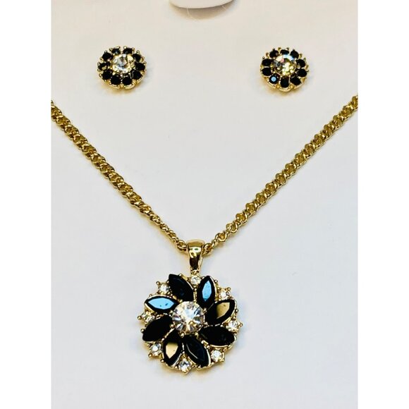 Charter Club Gold-Tone Necklace & Earrings Set Black Flower Pendant -170 - Picture 2 of 3